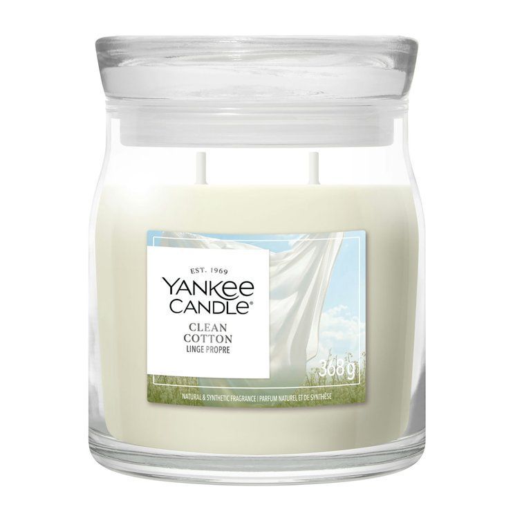 Ароматична свічка Clean Cotton Medium Yankee Candle