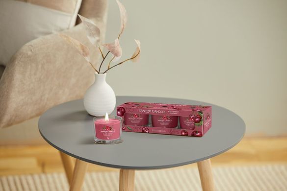 Подарунковий набір із 3 свічок Mini Black Cherry Yankee Candle