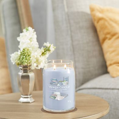 Ароматична свічка A Calm & Quiet Place Large Yankee Candle