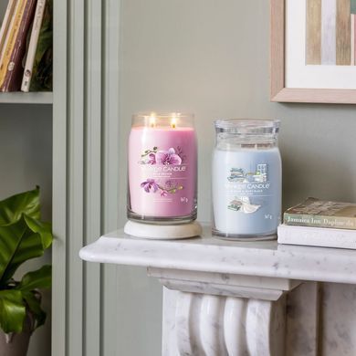 Ароматична свічка A Calm & Quiet Place Large Yankee Candle