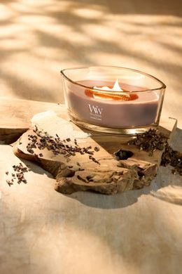 Ароматична свічка з какао та копченим кашеміром Woodwick Ellipse Patchouli Cr&egrave;me 453 г