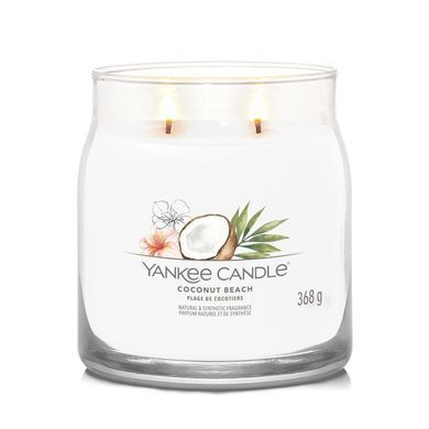 Ароматична свічка Coconut Beach Medium Yankee Candle